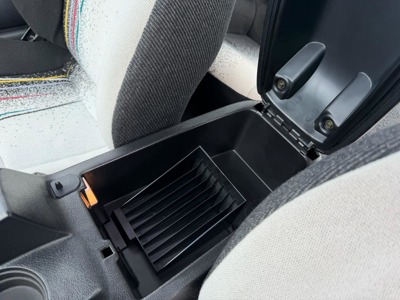 Used 1993 Chevrolet Camaro Z28 image 34