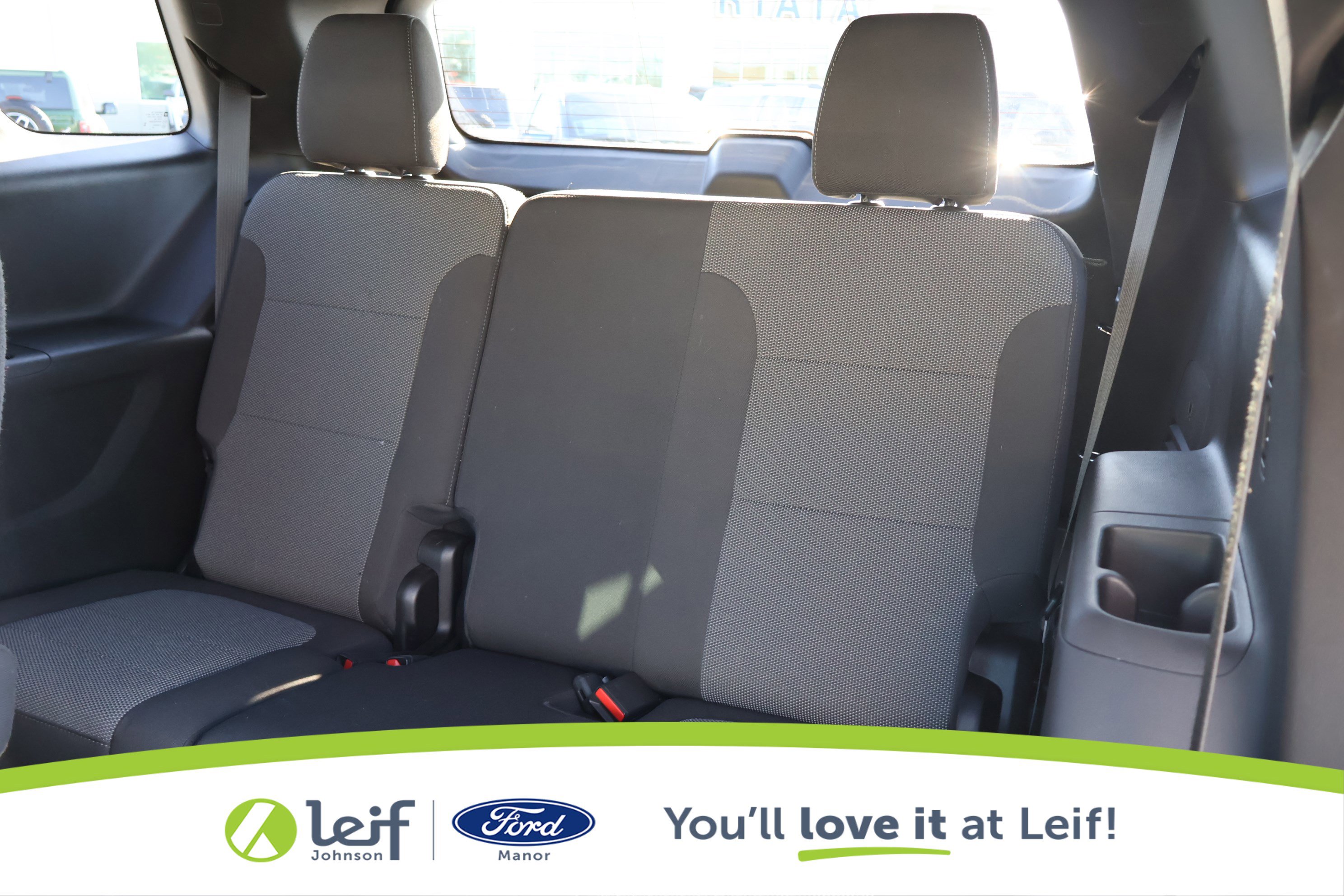 Used 2023 Chevrolet Traverse LT image 31