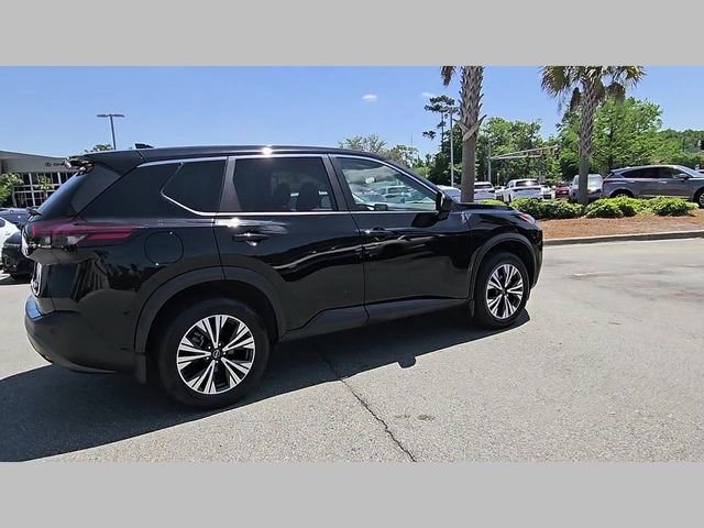 Used 2023 Nissan Rogue SV image 29