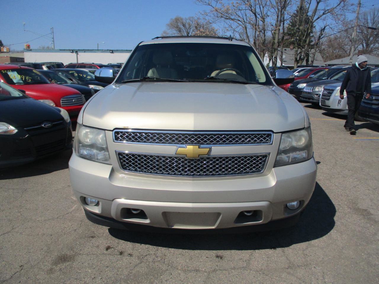 Used 2011 Chevrolet Suburban LTZ AWD/4WD image 2