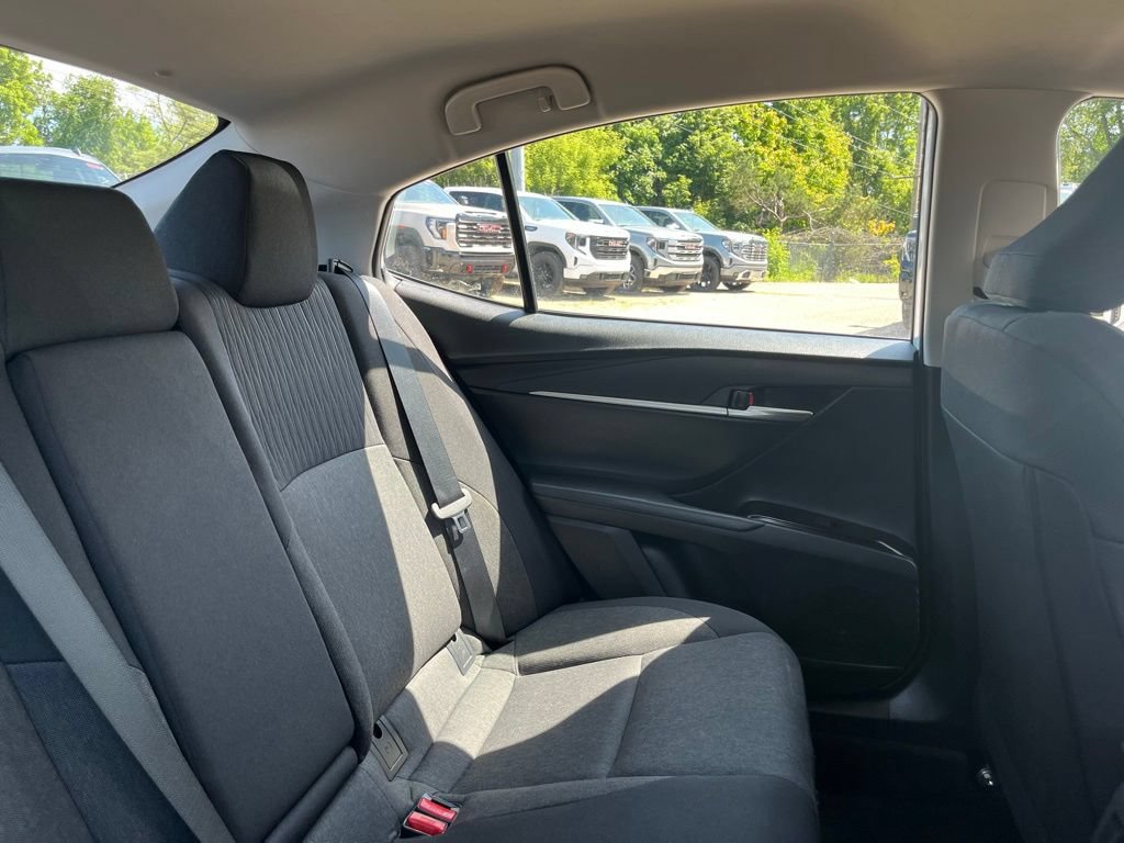 Used 2025 Toyota Camry LE FWD image 36