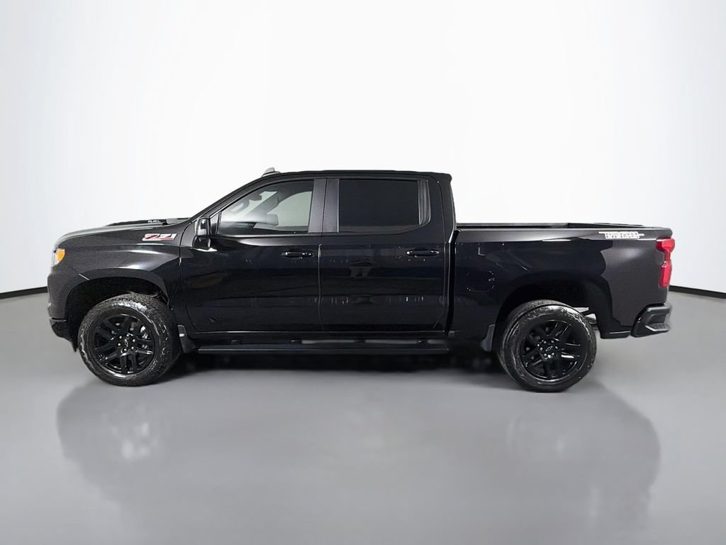 Used 2024 Chevrolet Silverado 1500 LT Trail Boss w/ LT Trail Boss Premium Package AWD/4WD image 4