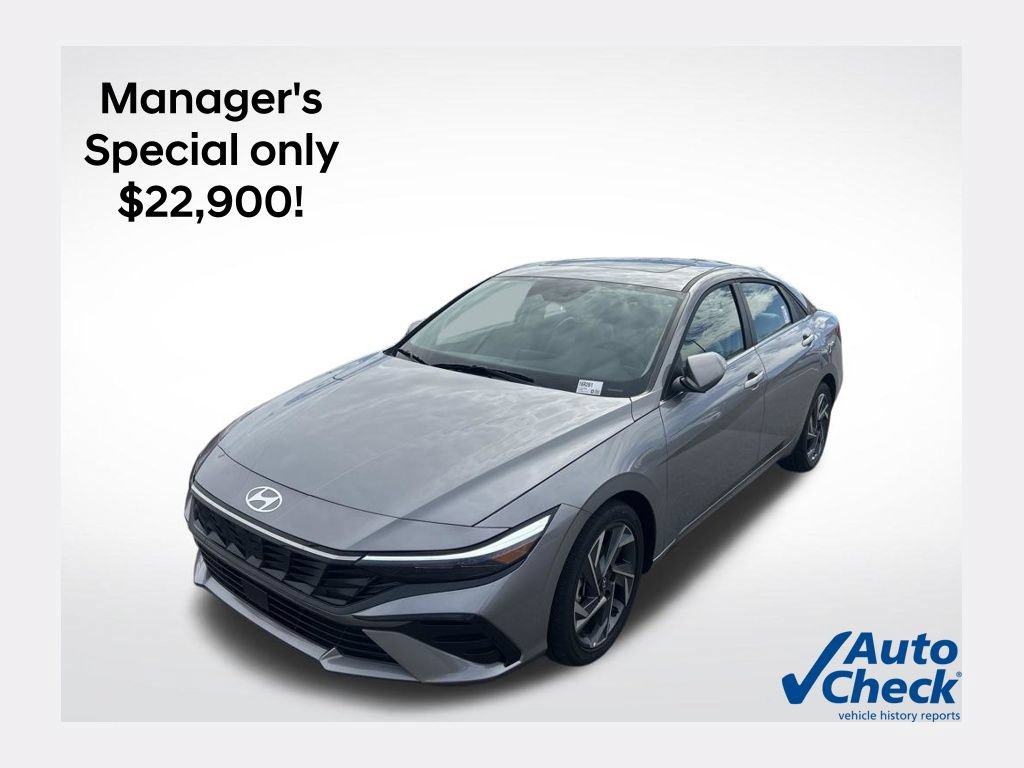 Used 2025 Hyundai Elantra Limited FWD 360° Tour