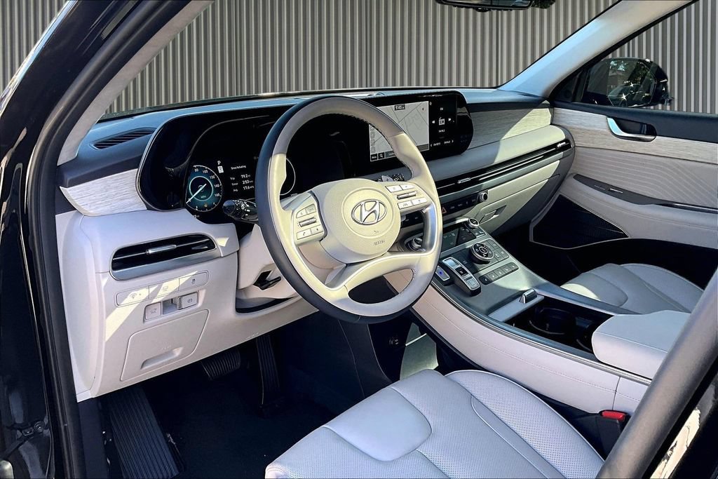 Used 2024 Hyundai Palisade Calligraphy AWD/4WD image 14