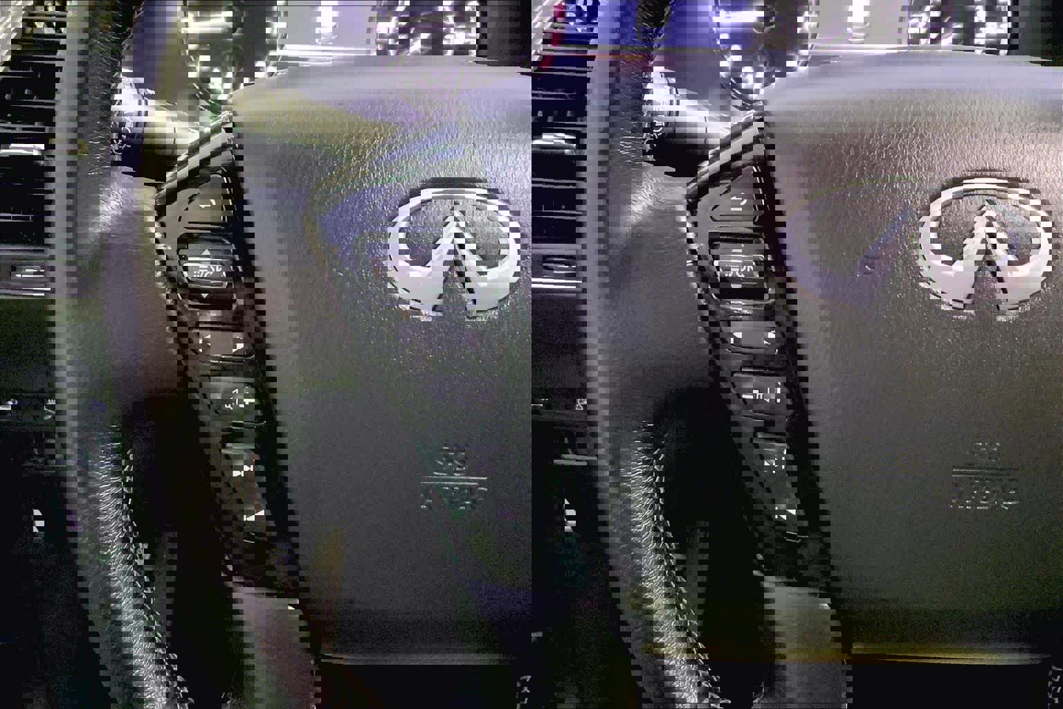 Used 2024 INFINITI QX80 Luxe image 24