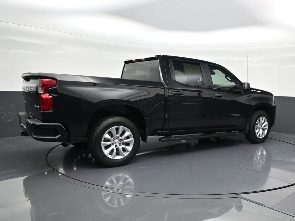 Used 2026 Chevrolet Silverado 1500 Custom image 5