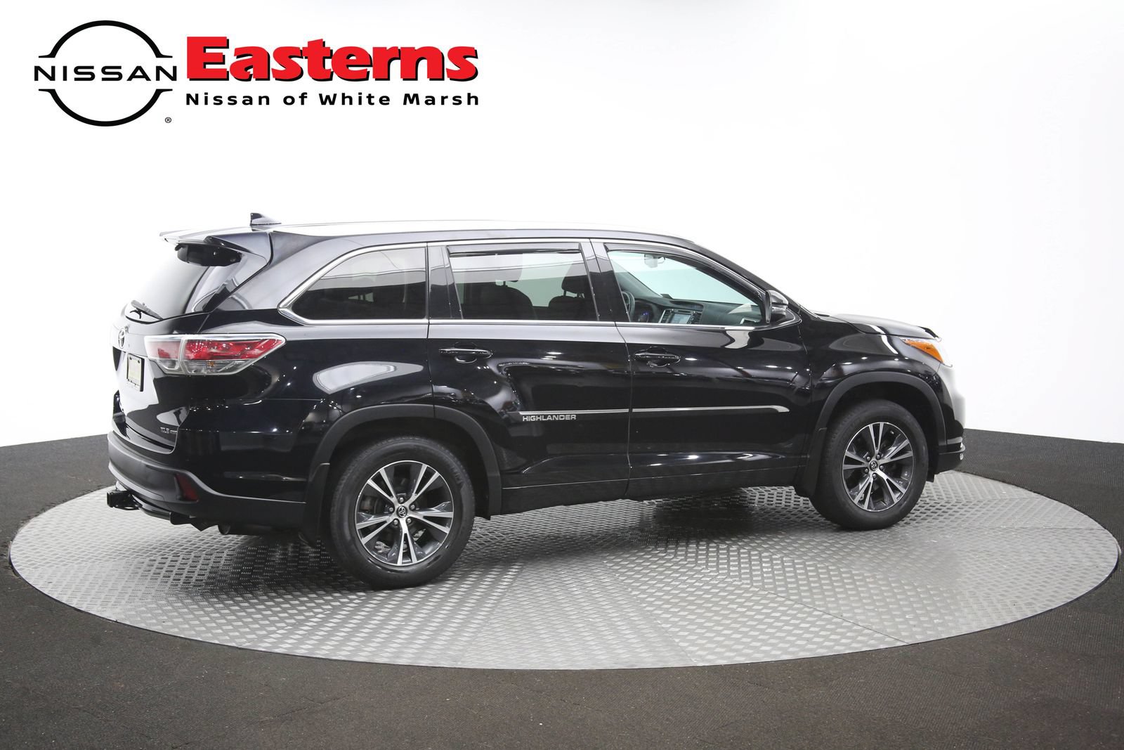 Used 2016 Toyota Highlander XLE AWD/4WD image 40