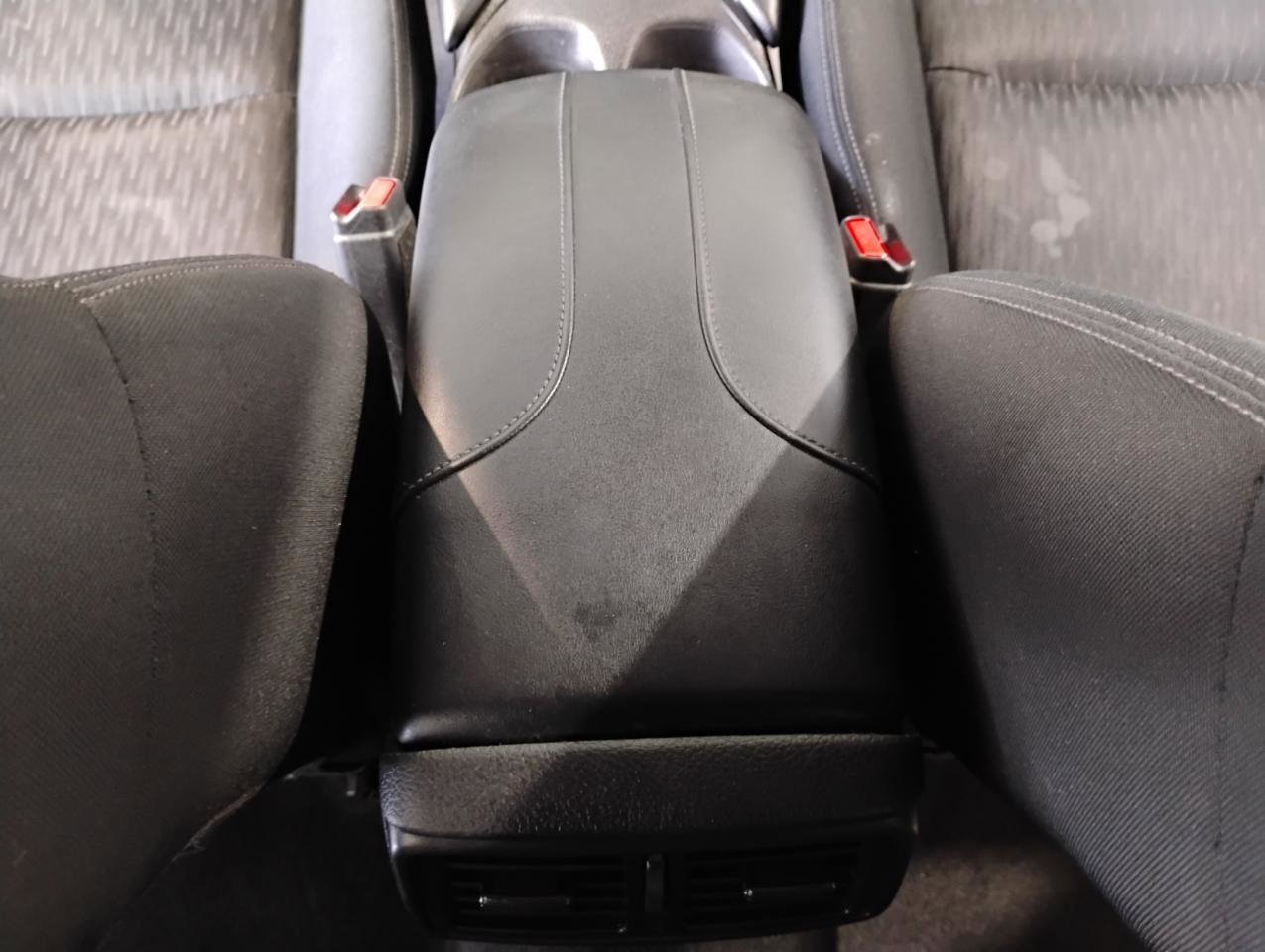 Used 2019 Nissan Rogue SV FWD image 23