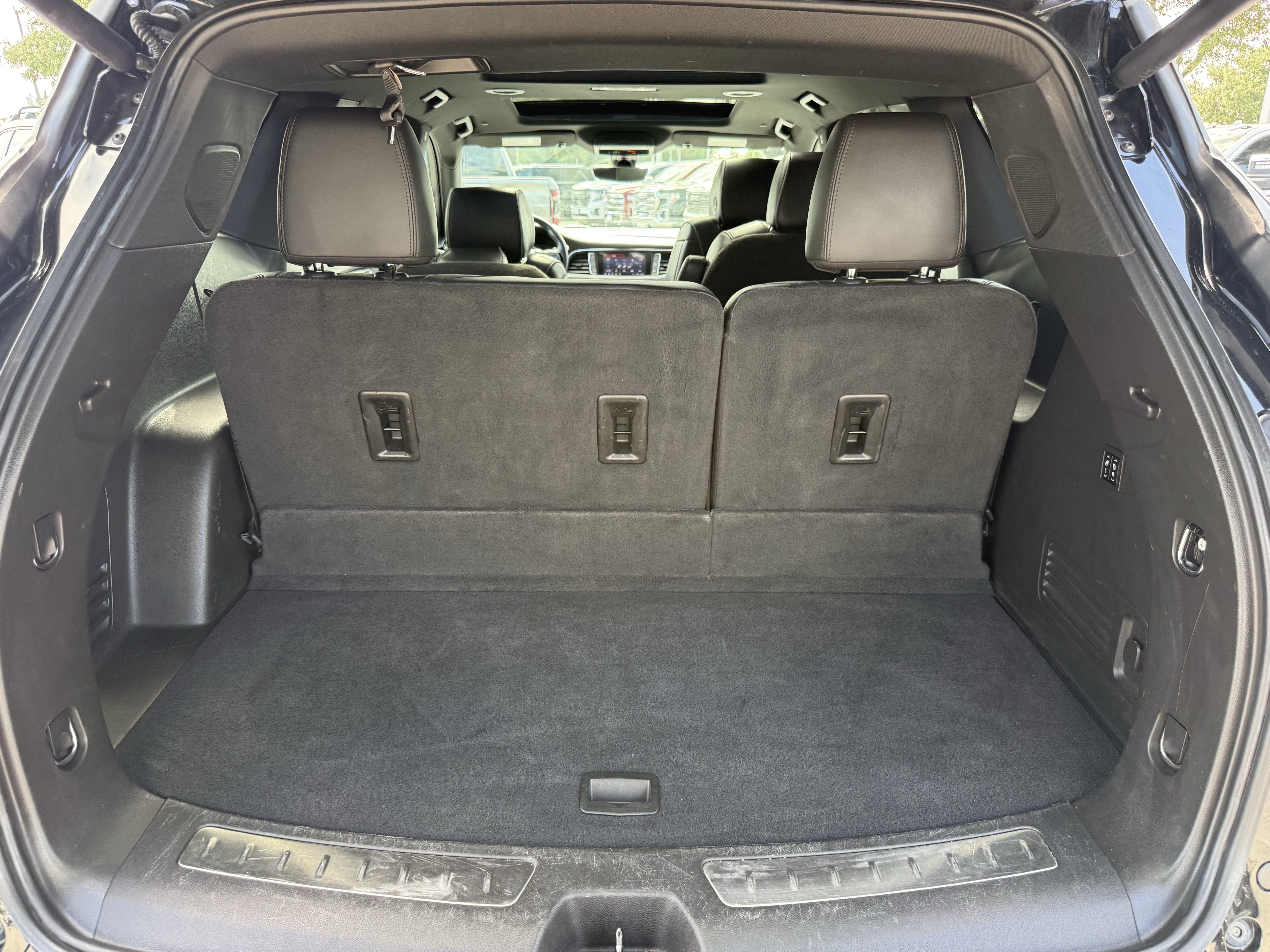 Used 2023 Buick Enclave Avenir w/ Avenir Technology Package FWD image 30