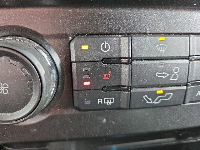 Used 2019 Ford F150 XLT w/ Equipment Group 302A Luxury AWD/4WD image 8