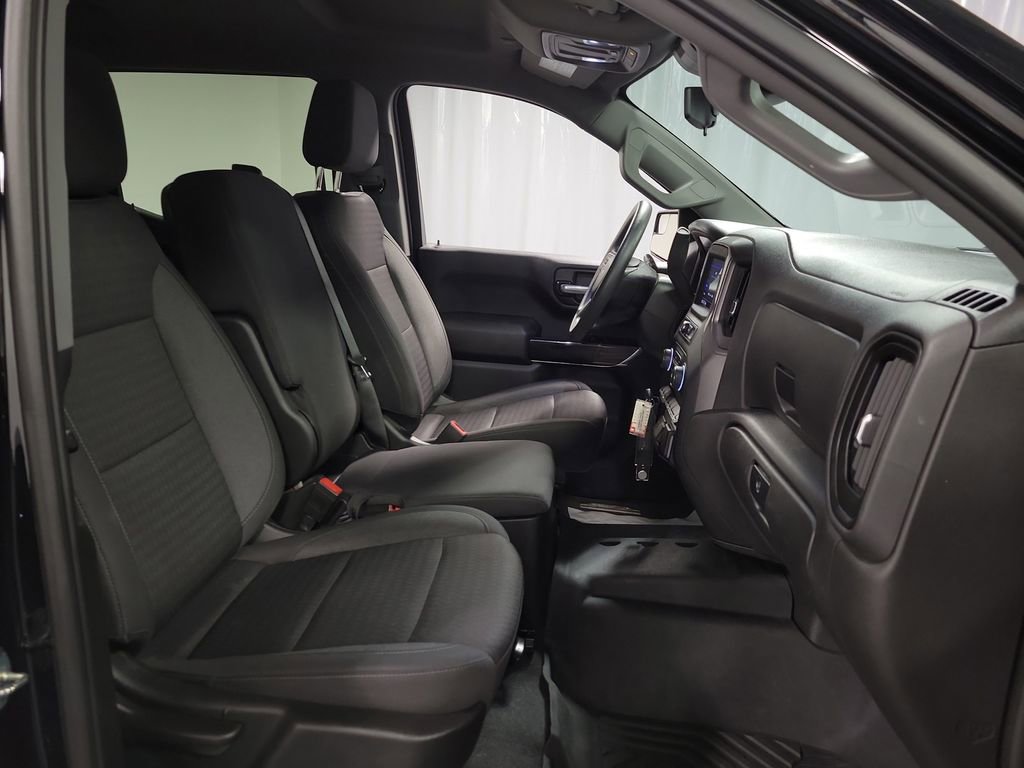 Used 2022 Chevrolet Silverado 1500 Custom Trail Boss w/ Midnight Edition AWD/4WD image 23