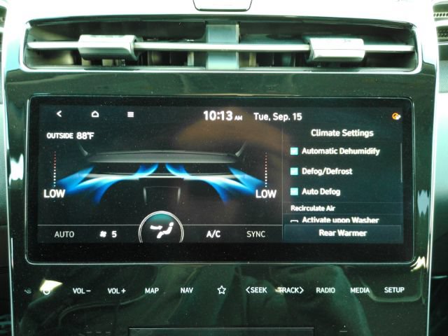 Used 2022 Hyundai Tucson Limited AWD/4WD image 46