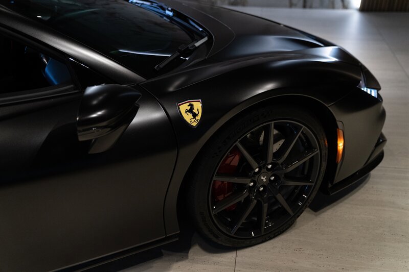 Used 2021 Ferrari SF90 Stradale AWD/4WD image 13