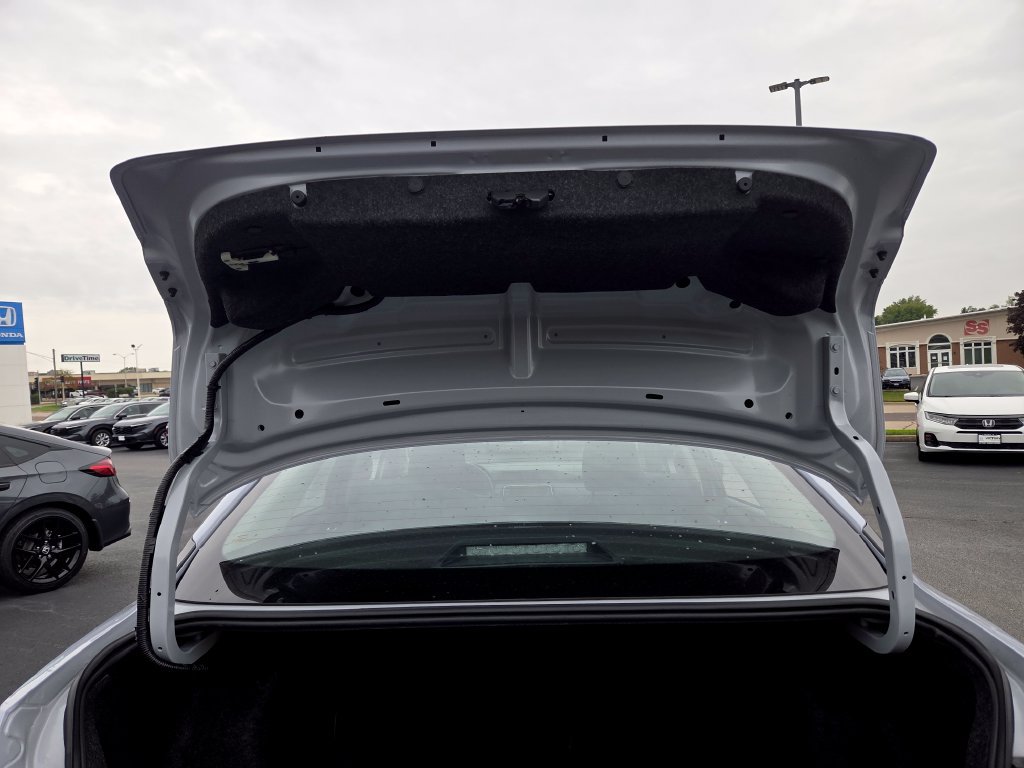Used 2024 Nissan Versa SV w/ Trunk Package FWD image 10