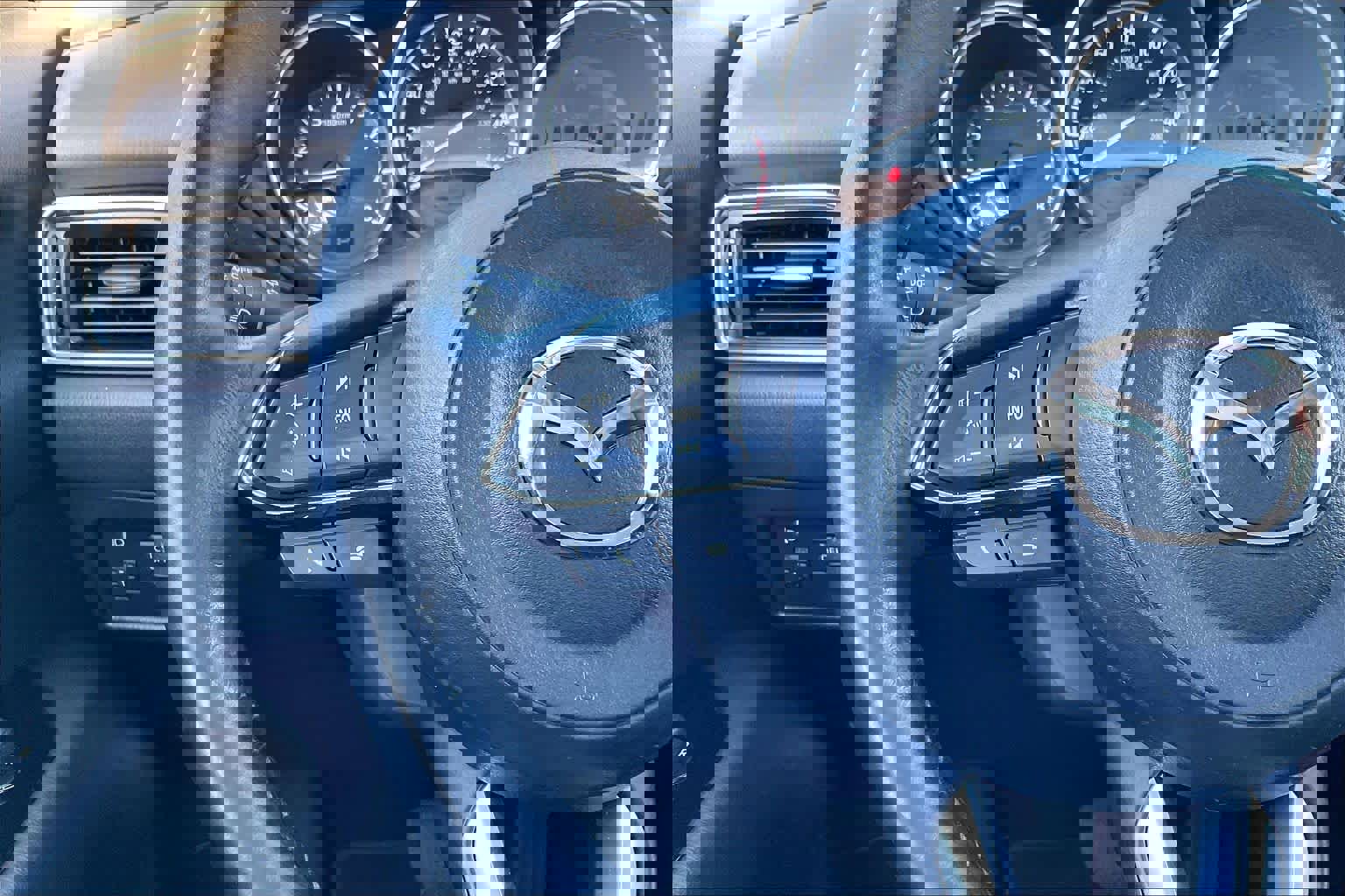 Used 2018 MAZDA CX-5 Sport image 25