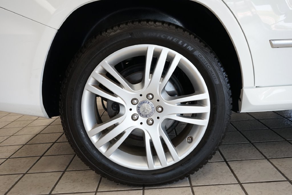 Used 2015 Mercedes-Benz GLK 350 4MATIC image 52