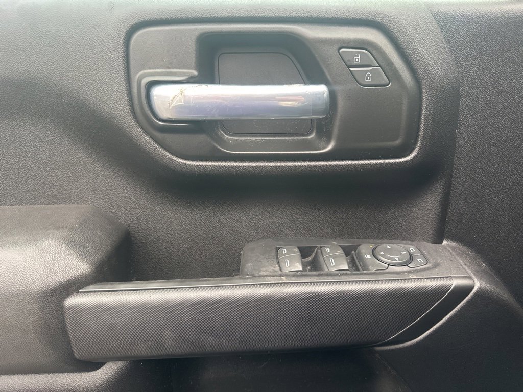 Used 2022 Chevrolet Silverado 1500 Custom image 10