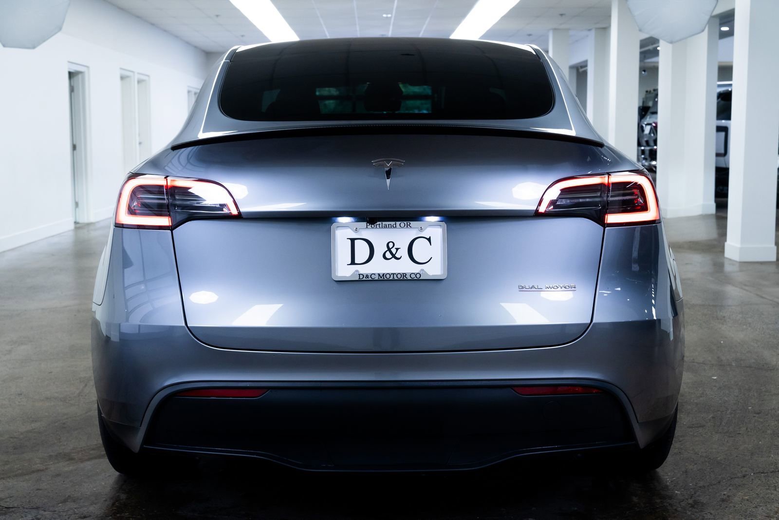 Used 2024 Tesla Model Y Performance image 5