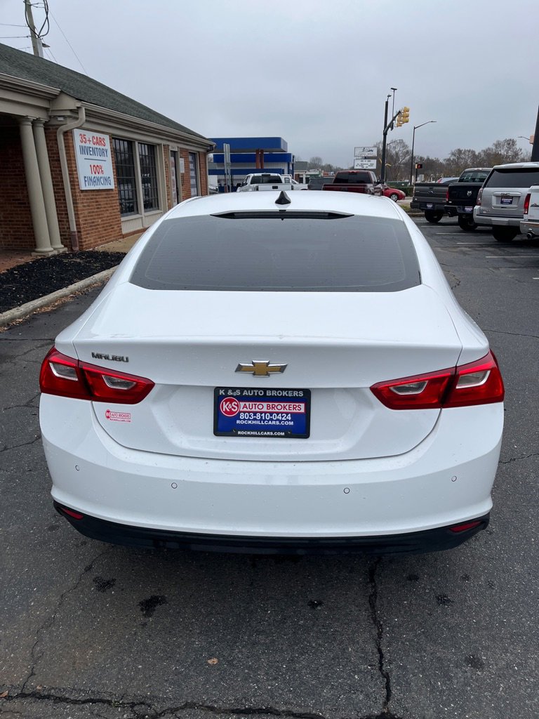 Used 2022 Chevrolet Malibu LS w/ Driver Confidence Package II image 4