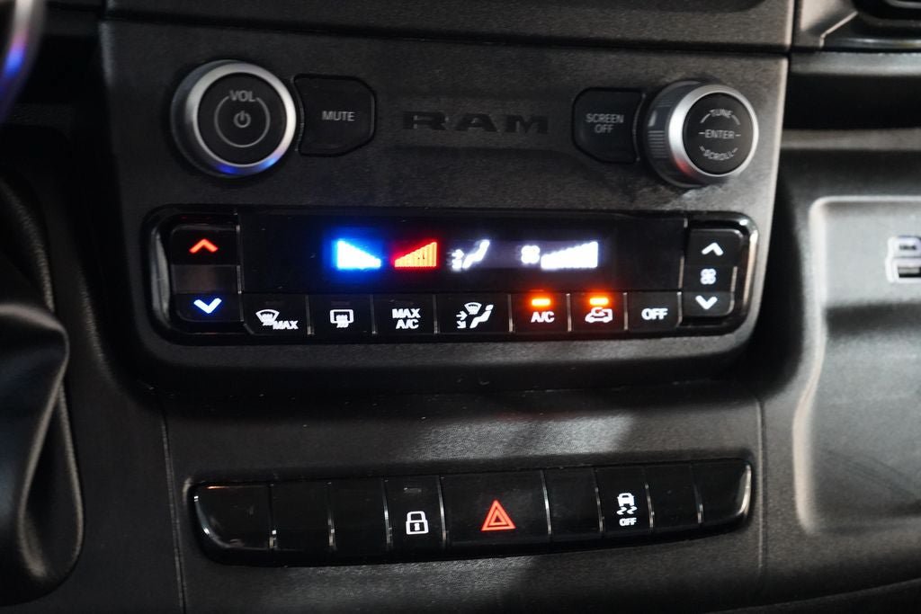 Used 2025 RAM ProMaster 3500 w/ Convenience Group FWD image 13