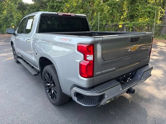 Used 2026 Chevrolet Silverado 1500 LTZ AWD/4WD image 3
