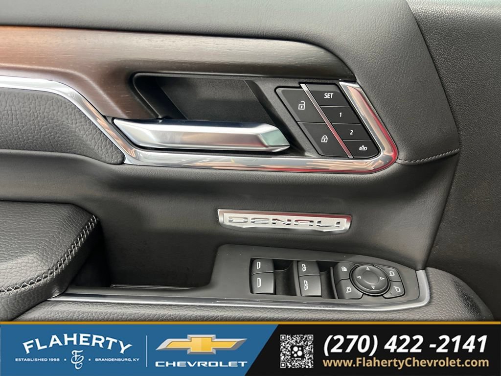 Used 2024 GMC Sierra 1500 Denali w/ Denali Reserve Package AWD/4WD image 18