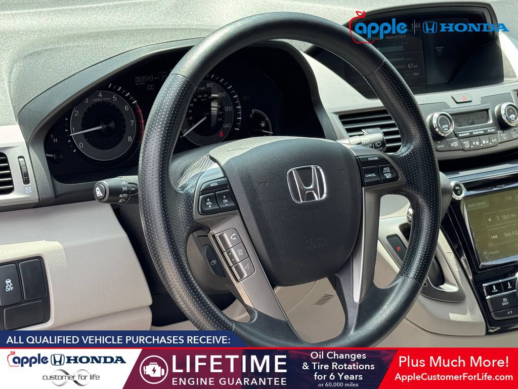 Used 2016 Honda Odyssey SE image 10