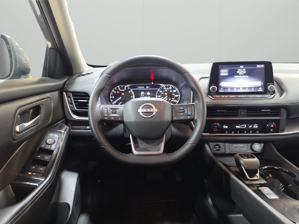 Used 2026 Nissan Rogue SV AWD/4WD image 19