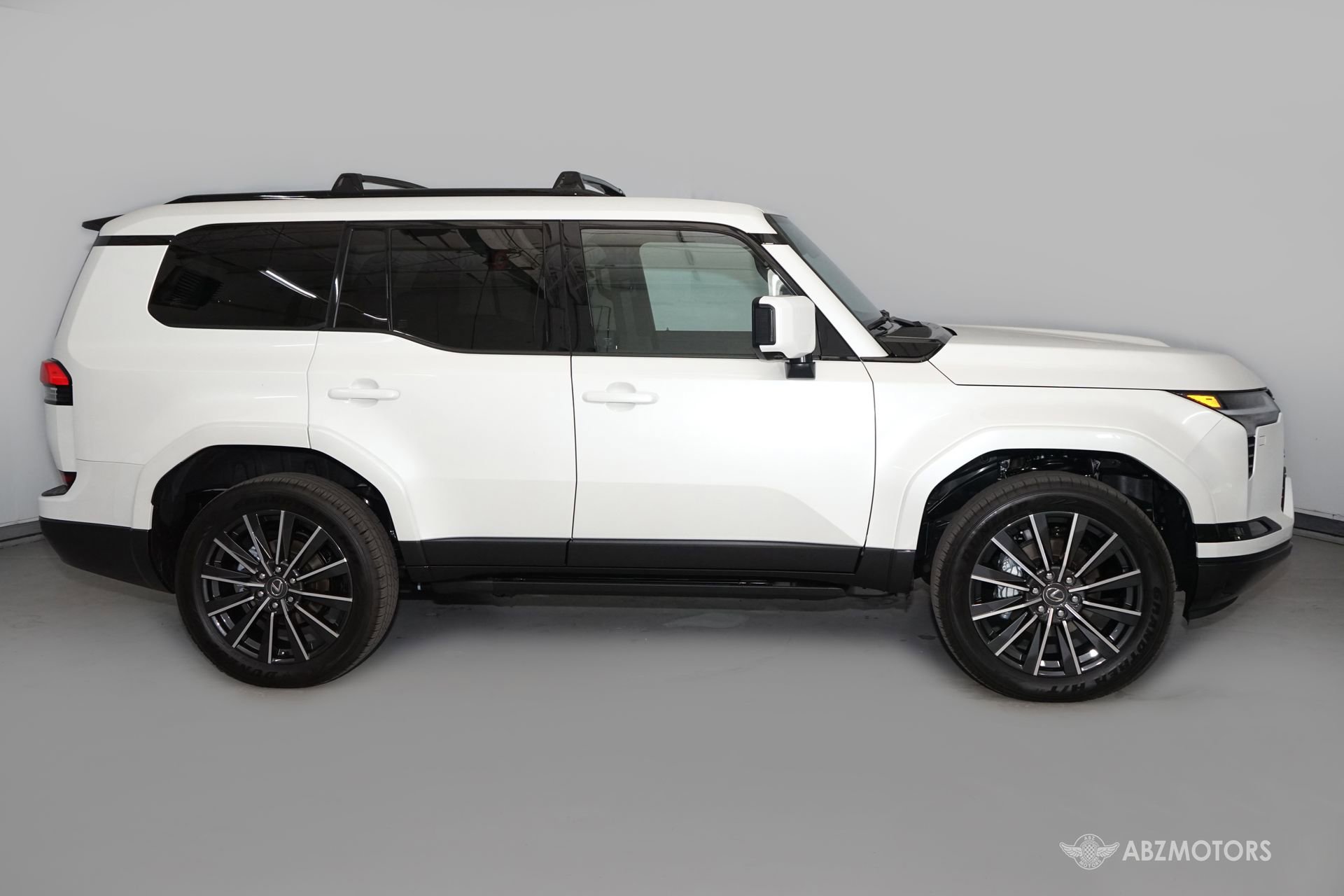 Used 2026 Lexus GX 550 image 4