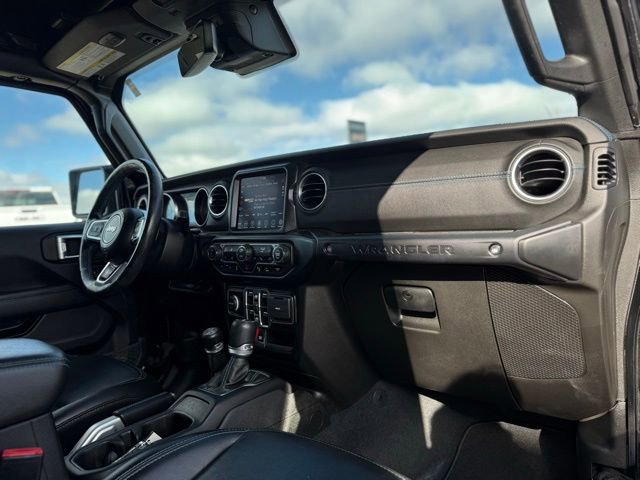 Used 2022 Jeep Wrangler Unlimited Rubicon 4xe w/ Cold Weather Group image 17