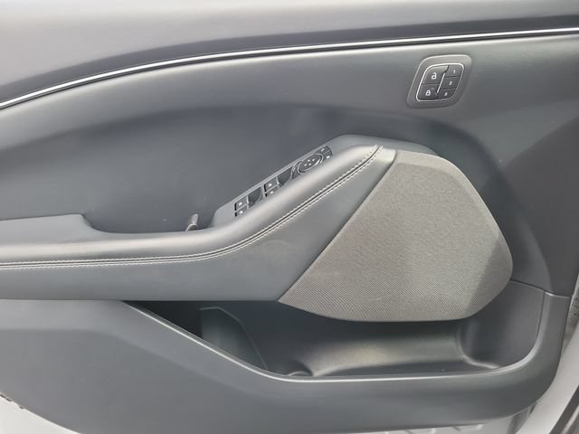 Used 2023 Ford Mustang Mach-E Select RWD image 21