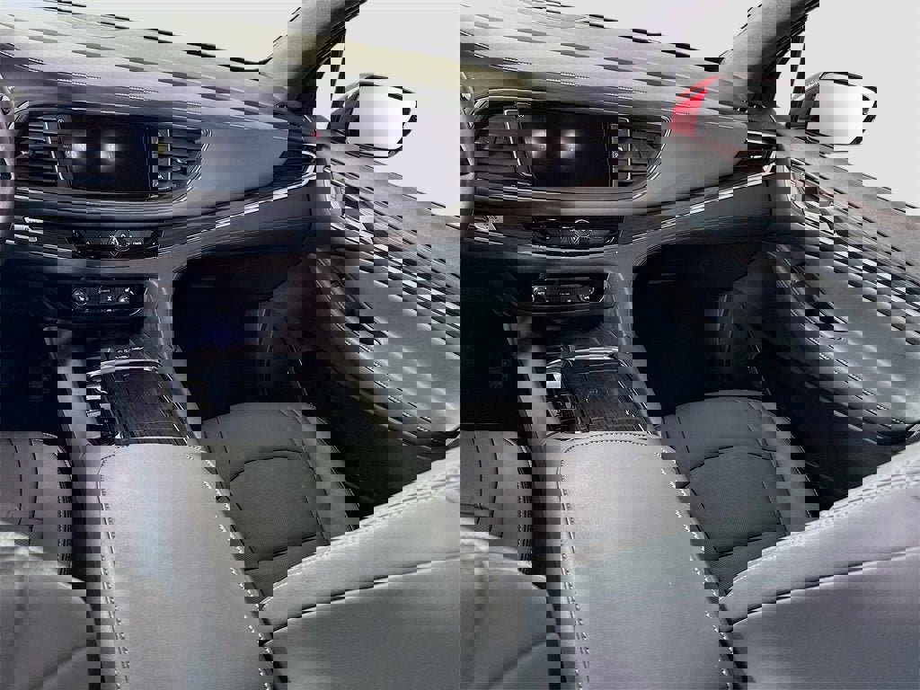 Certified 2023 Buick Enclave Essence w/ Experience Buick Package image 17