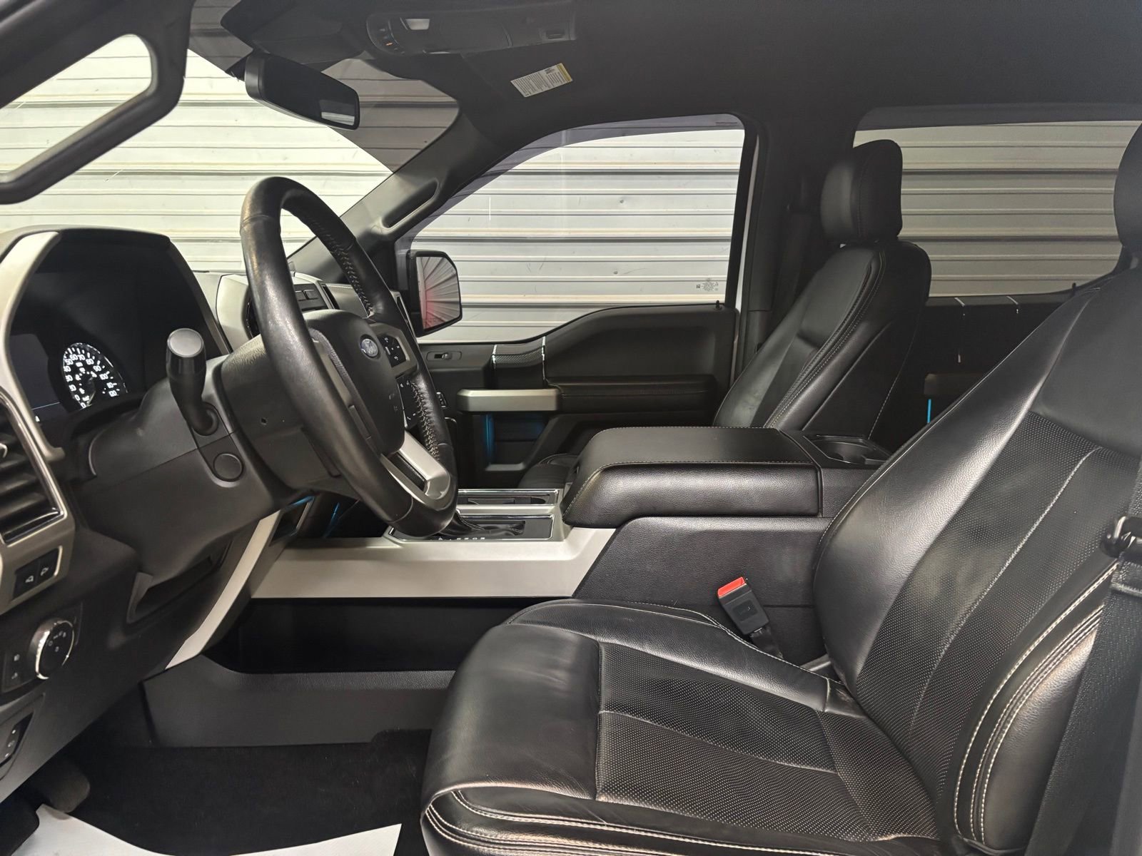 Used 2020 Ford F150 Lariat w/ Equipment Group 502A Luxury image 12