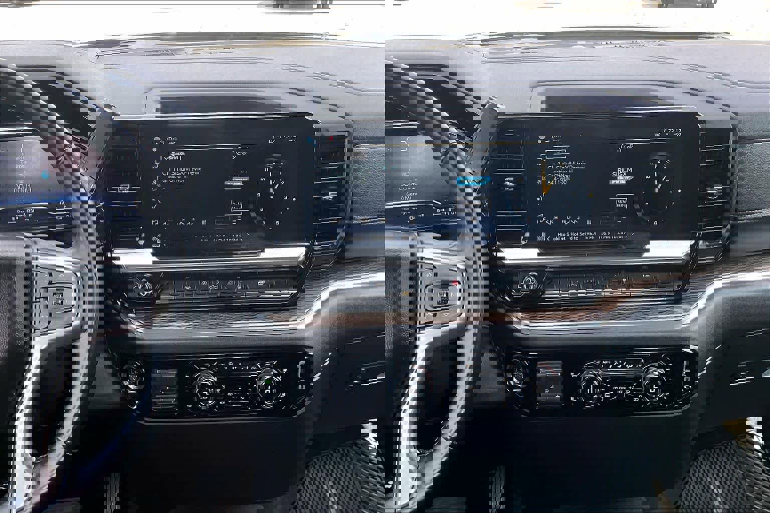 Used 2025 Chevrolet Silverado 1500 LT image 6