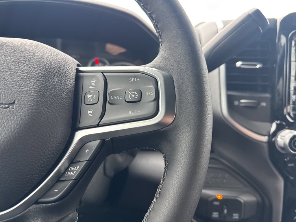 New 2026 RAM 2500 Big Horn AWD/4WD image 18