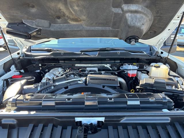 Used 2024 Chevrolet Silverado 3500 LT image 31