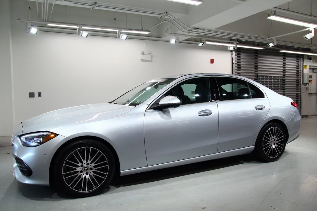 Used 2025 Mercedes-Benz C 300 4MATIC Sedan image 14