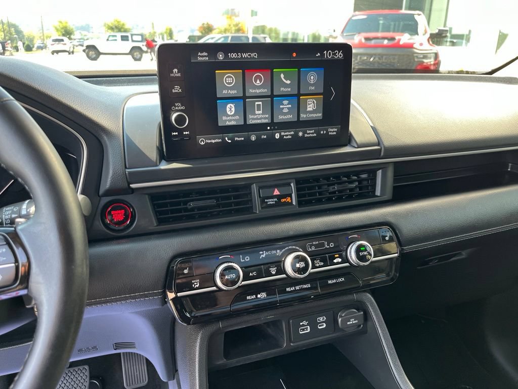 Used 2024 Honda Pilot Touring image 12