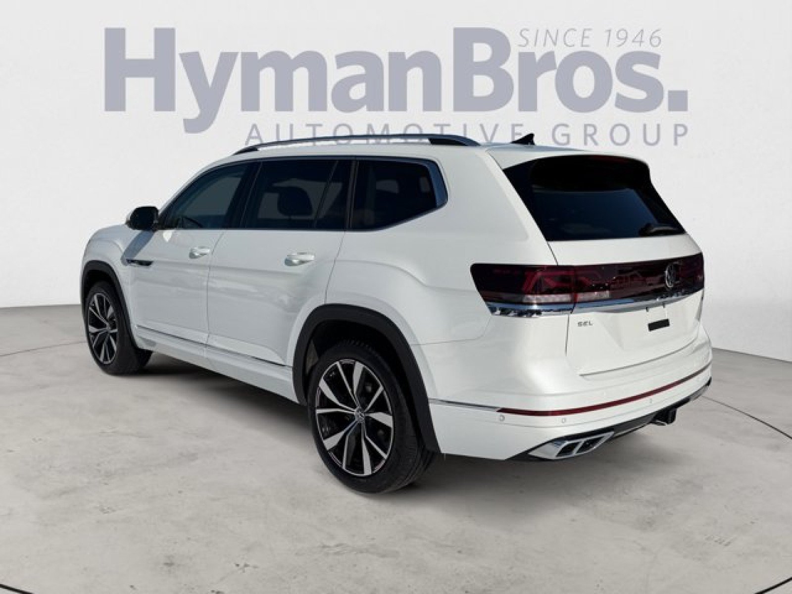 Used 2025 Volkswagen Atlas SEL Premium R-Line AWD/4WD image 5