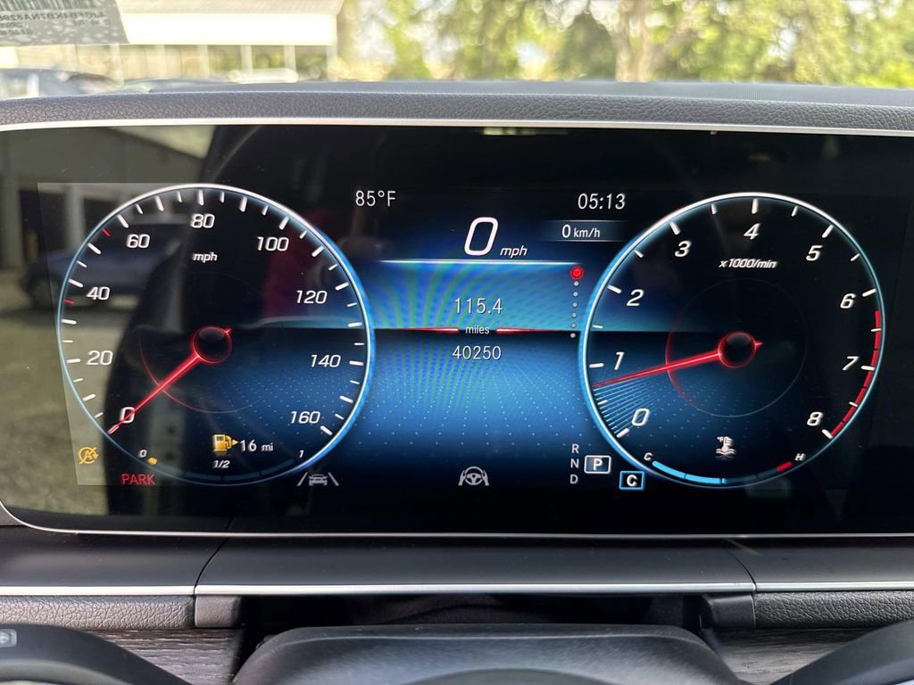 Used 2022 Mercedes-Benz GLE 350 4MATIC image 38