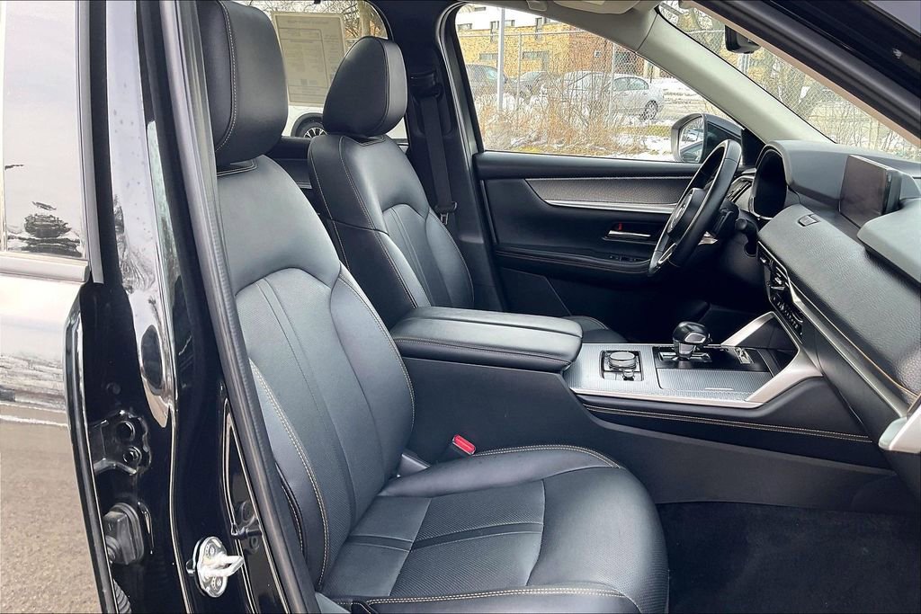 Certified 2024 MAZDA CX-90 Plug-In Hybrid w/ Premium Pkg image 7