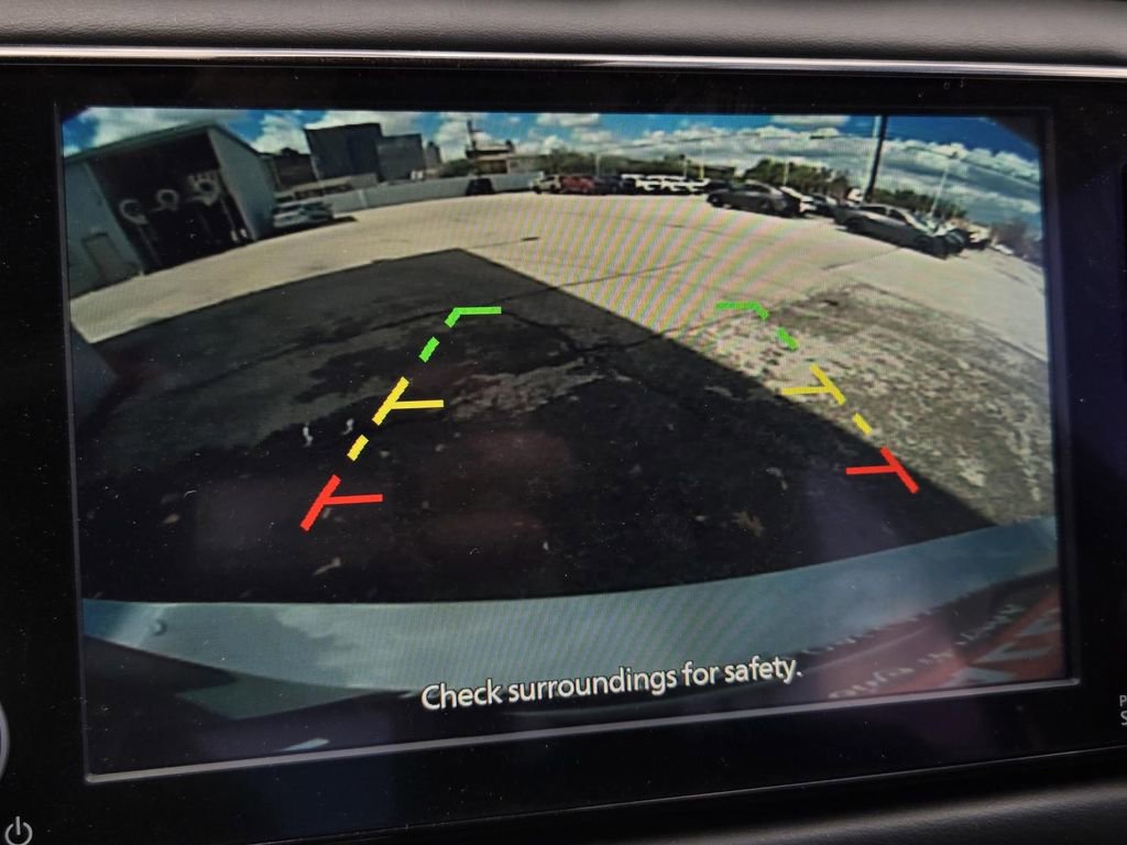 New 2025 Nissan Versa SR w/ Trunk Package image 18