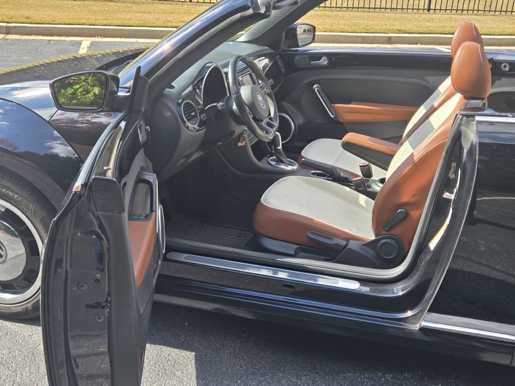 Used 2015 Volkswagen Beetle 1.8T image 16