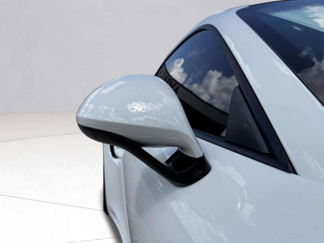 Used 2017 Porsche 911 Turbo S image 10