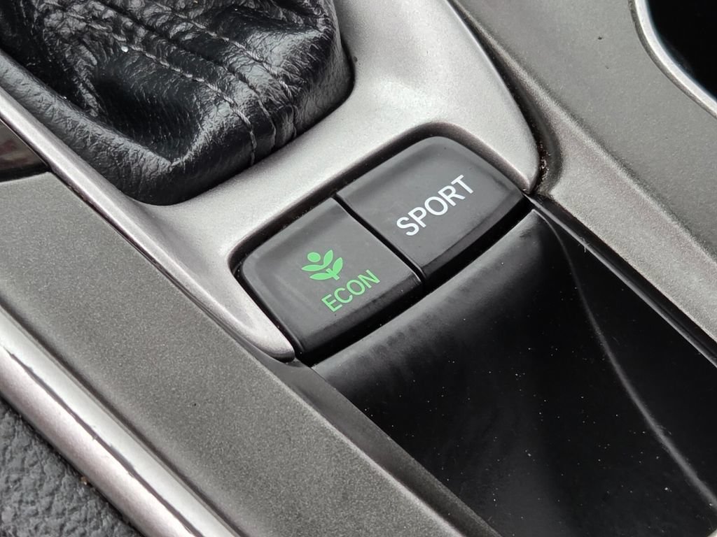 Used 2020 Honda Accord Sport image 28