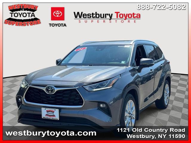 Used 2024 Toyota Highlander Limited AWD/4WD image 5