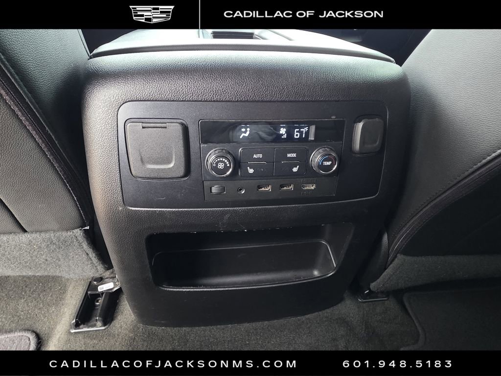 Used 2018 GMC Yukon XL SLT w/ Premium Edition AWD/4WD image 27