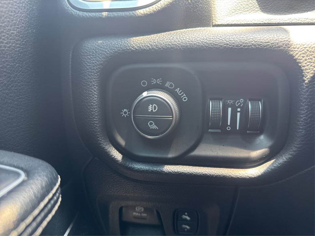 Used 2020 RAM 1500 Laramie image 17