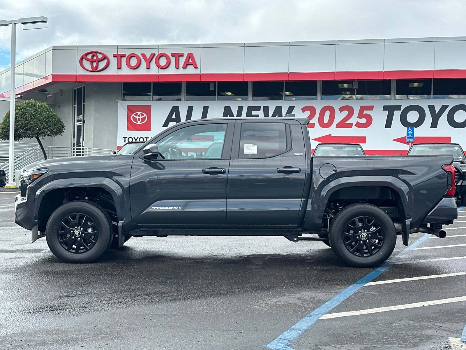New 2025 Toyota Tacoma SR5 image 2
