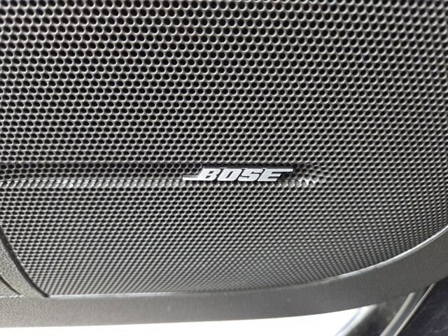 Used 2013 GMC Acadia Denali image 9